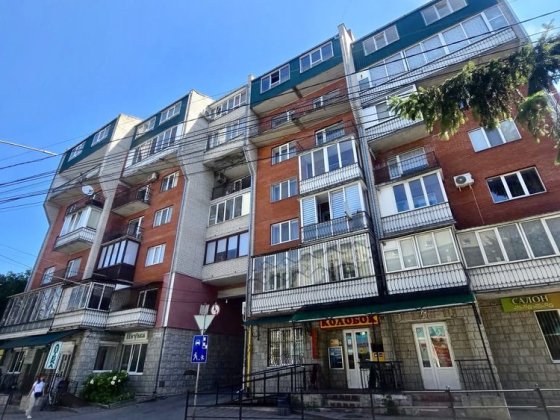 3 кімнатна квартира у центрі Тернополь