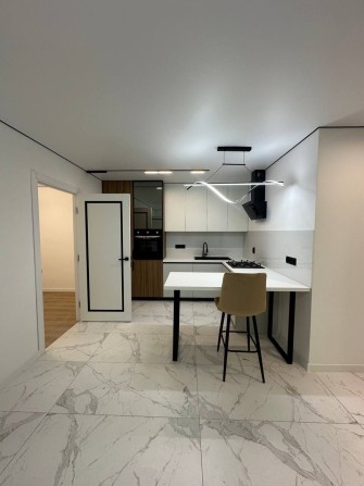 Продаж 2 кімнатної квартири - фото 1