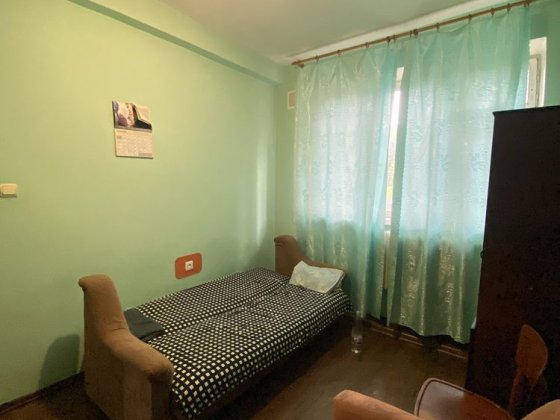 Продаж 2 кім квартири 55 м2 у напівцоколі Чернівці