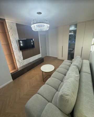Продаж 1к квартири 45 кв. м по вул. Рєпіна - фото 1
