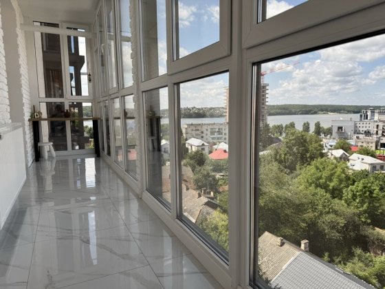 Продаж 2-к квартири з дизайнерським ремонтом Тернопіль