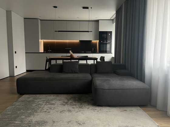 Новинка! Продається трьохкімнатна квартира по вул.Грушевського,97. Черкаси