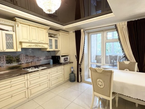 Продається 3 кімнатна квартира по вул. Степана Будного Тернополь