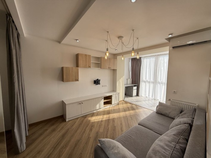 Продаж сучасної однокімнатної квартири - фото 1