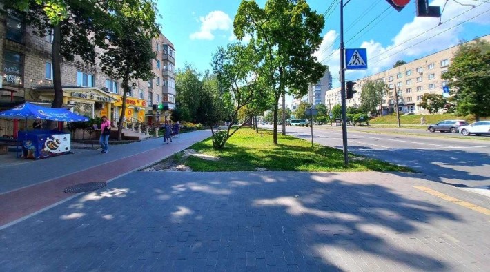 Продам 2 кімнатну квартиру з капітальним ремонтом –проспект Лук'яненко - фото 1