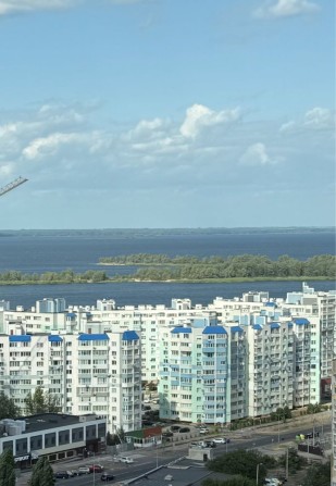 Терміново! Продам простору квартиру на Митниці за супер ціною - фото 1