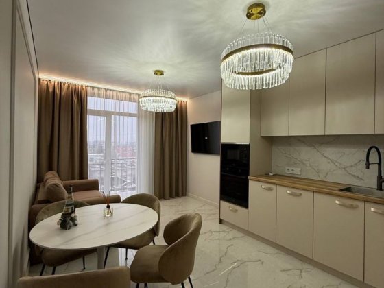 Продається сучасна 1,5 кімнатна квартира. Район Боздош Ужгород