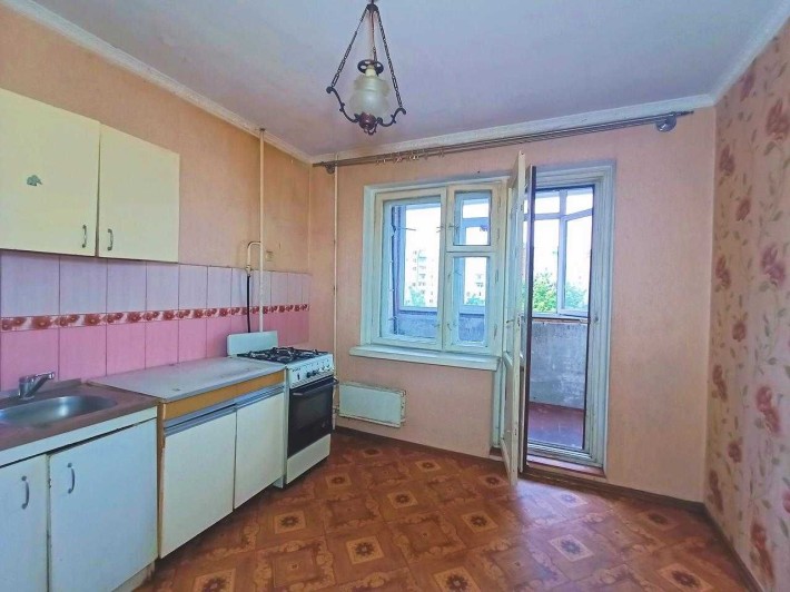 Продаж 2-кімн квартири 52 м2 ЧН серії на Пухова (Володимира Коваленка) - фото 1
