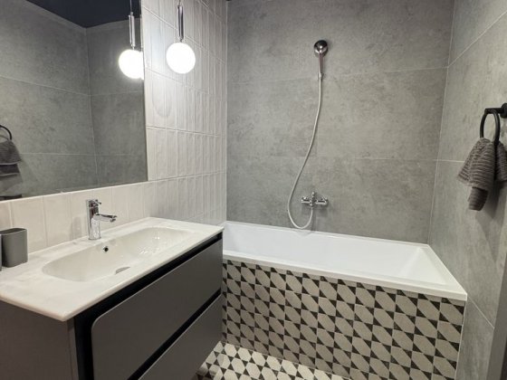 2 кім квартира  з ремонтом в новобудові Тернополь