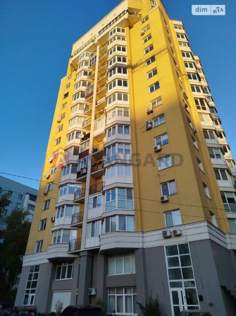 Митниця! 3-кім квартира 800$/м2, Є-відновлення! - фото 1