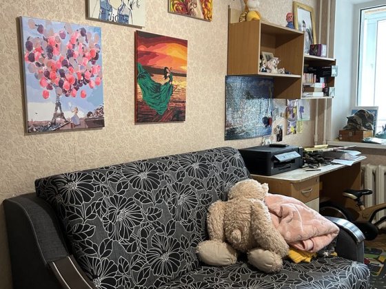 Продам 4-кімнатну квартиру в центрі \ 75 м кв \ єВідновлення Чернигов