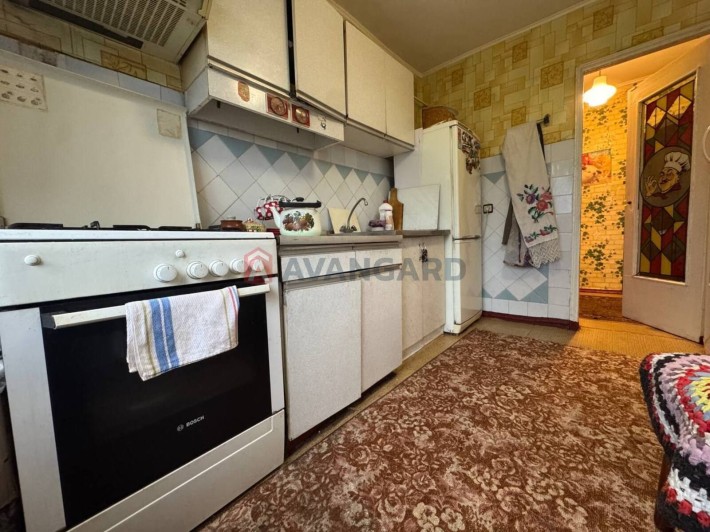 Продаж 3-кімнатної квартири в Дахнівці з гаражем - фото 1