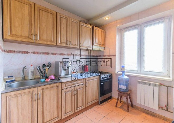Продаж 2к.кв., Оноре де Бальзака 79 /  Оноре де Бальзака 79 - фото 1