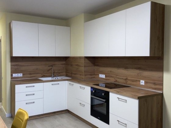 Однокімнатна квартира в новобудові з ремонтом на Митниці Черкассы