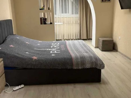 Продається 2-кімнатна квартира, гарний ремонт, стан заходь та живи Винница