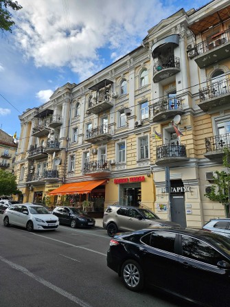 Продаж 3-х кімн, вул. Володимирська 40/2. м.Золоті Ворота - фото 1