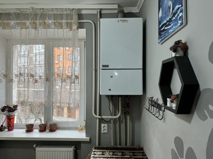 Продам 3-х кімнатну квартиру з автономним опаленням - фото 1