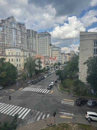 Квартира Богдана Хмельницького. 103 кв м.Коцюбинського - фото 1