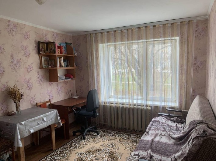 Продам 2-кімнатну квартиру з ремонтом - фото 1