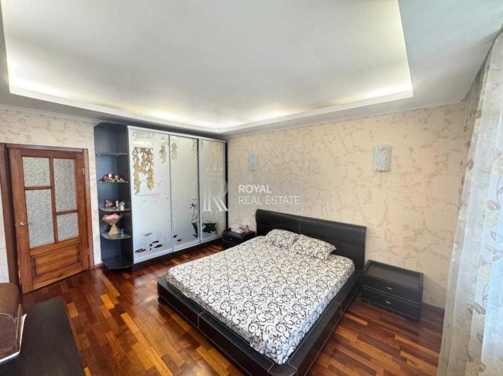 Продажа Квартиры 2 комнаты 78м2 ул. Пчелки 3А Позняки - фото 1