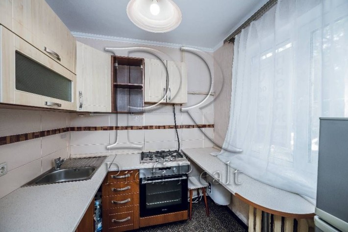 Продаж 1 кімн. квартири  бул. Вацлава Гавела, 17/м. Берестейська - фото 1