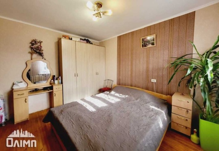Продам 3 кімнатну квартиру по вулиці  Пирогова 1815 - фото 1