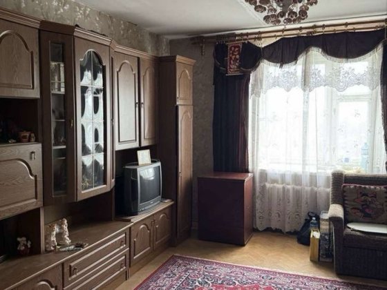 Продаж видової 2 кімнатної квартири в центрі Чернігова Чернигов