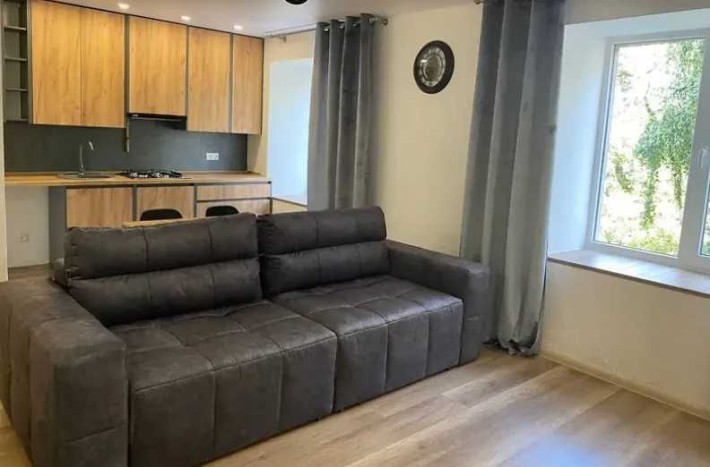 ПРОДАМ УНИКальную квартиру в центре - фото 1