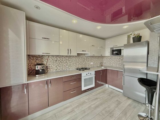 Продаж великої однокімнатної квартири з ремонтом Винница