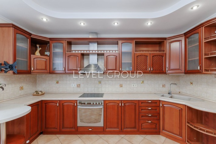3-кімнатна квартира по вулиці Здолбунівська, 3Г, Дарницький район - фото 1