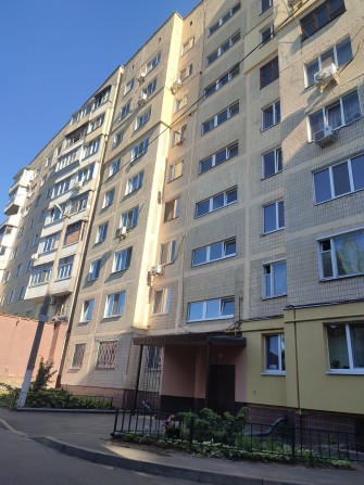 Продам 2х ком квартиру, Янтарная, Калиновая, чешка, косметика, выгодно - фото 1