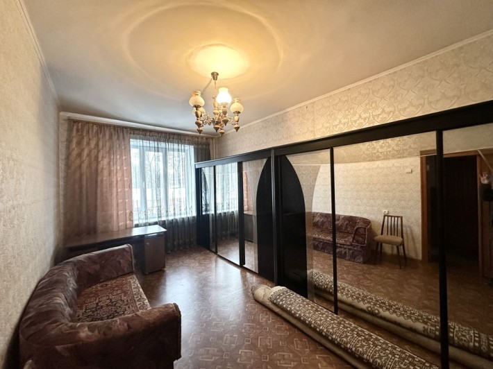 **ЦЕНТР! Сталинка 4 Комн. 100 кв.м. по ул. И. Мазепы, ЦУМ - фото 1