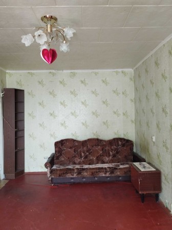 Продам 1-кімнатну квартиру  вул. Мазепи, 6/9 цегла 30/17.5/5.5 м² - фото 1