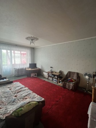 Продам 2-кімнатну  квартиру на  Запорізькому шосе, 80 - фото 1