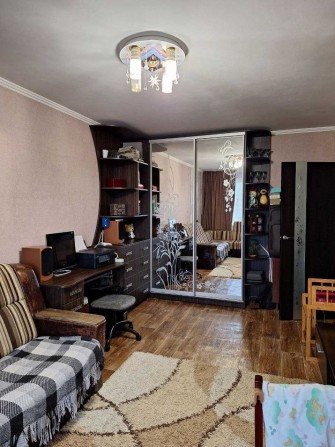 Продам 2 кімнатну квартиру на Ниві. - фото 1