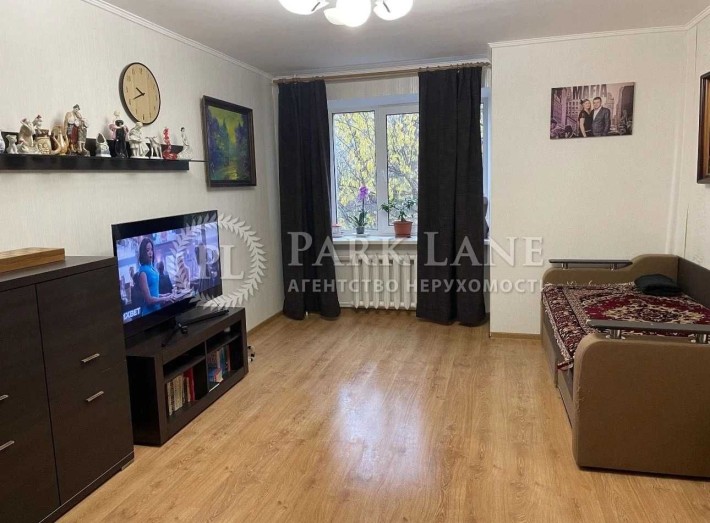 Продаж 2к  квартири Антоновича 124 МЕТРО Палац Україна - фото 1