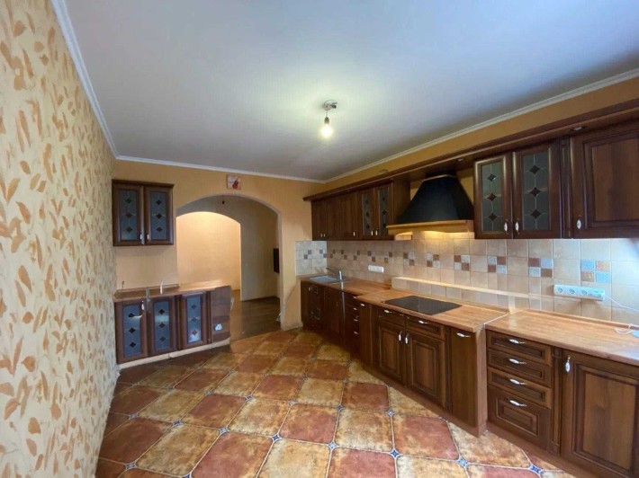 Продам 3к квартиру вул Урлівська 15 метро Позняки Дарницький р-н - фото 1