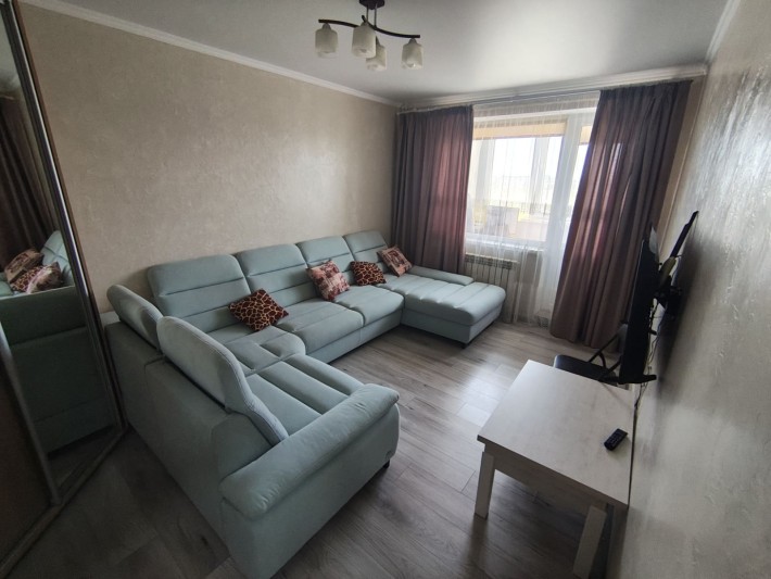 Продам 2х кімнатну на Промавтоматиці - фото 1