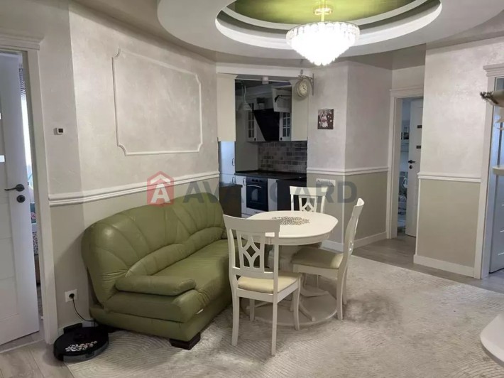 Продам 4 кімнатну квартиру на Тополь-1 - фото 1