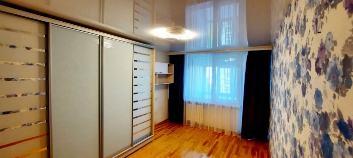 Продам 3к, на Титова, Новокрымская, светлую квартиру.  Торг. NS - фото 1