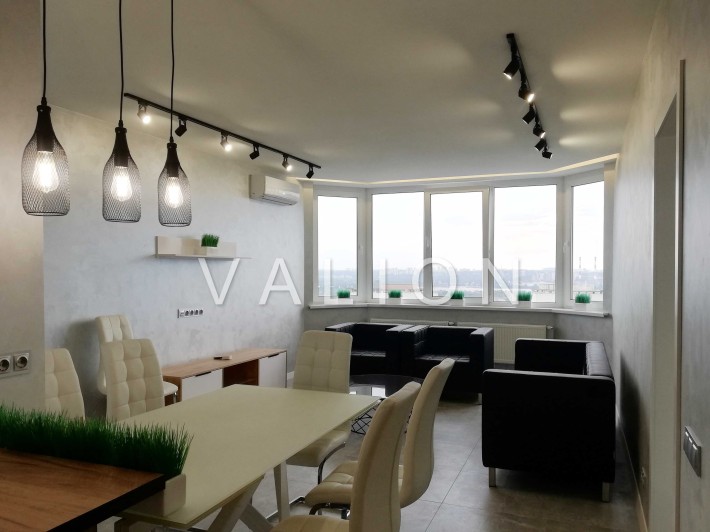 Продаж 2-х кімн. квартири, вул. Єлизавети Чавдар, буд.13. - фото 1