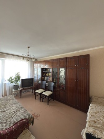 Продам 2 кімнатну квартиру - фото 1
