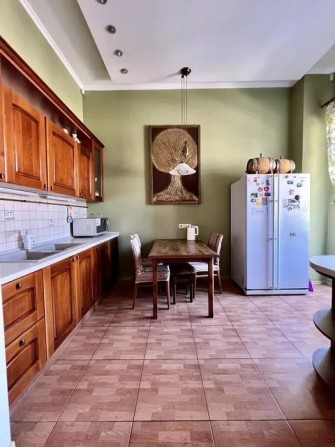 Продам 3 комнатную квартиру на Рабочей.  Театральная. - фото 1