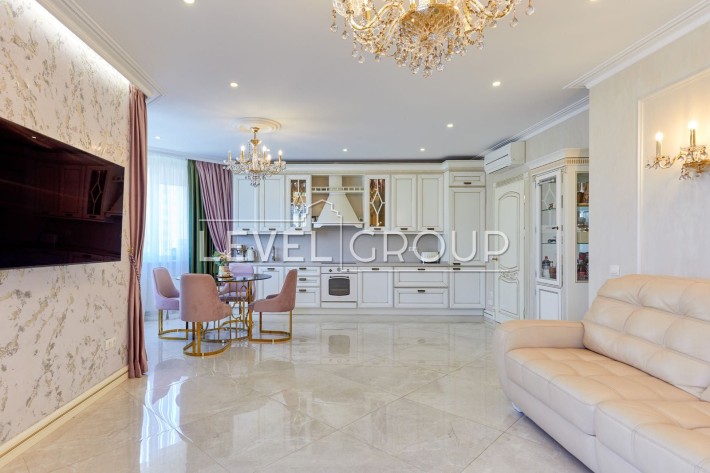 Продаж 3-к квартири в ЖК Сонячна Брама вул. Юлії Здановської 75а - фото 1