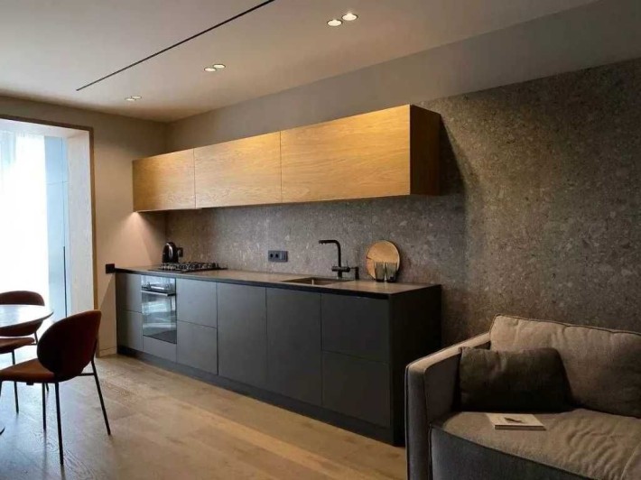 Продам 3-комнатную квартиру в ЖК Атлант, пр. Поля (низ) - фото 1