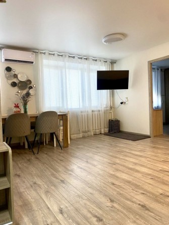 Продается 3 х комн квартира ул. Бочарова - фото 1