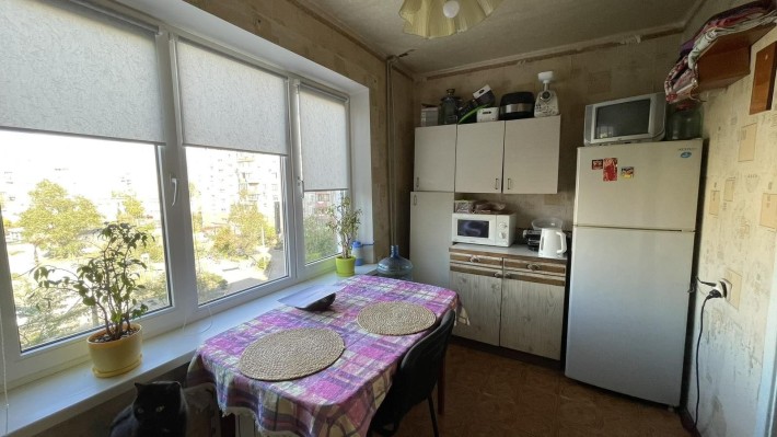 Продам 3х комн.квартиру по ул. 40 Лет Победы ( Южный мкр-н) 5/9. - фото 1