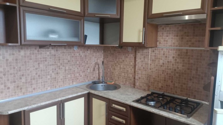 Продам 1 кн. кв. ул. Победы, ост. Вознесеновский рынок - фото 1