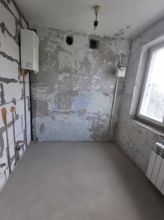 продаж 3 кім трьохкомнатная квартира  Космонавтів під ремонт  61м2 - фото 1