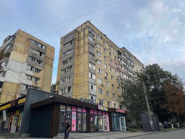 Продам-Видовую  с Ремонтом ! 3-х.ком"Чешку"8/9"S=64М2"у.Гомельская-57 - фото 1